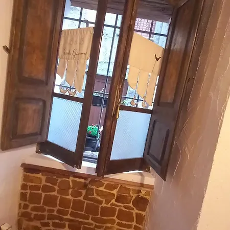 Santu Giuvanni Un Tuffo Nel Passato Bed & Breakfast 3*